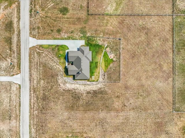 4020 Windy Point Ranch Road, Cresson, TX 76035