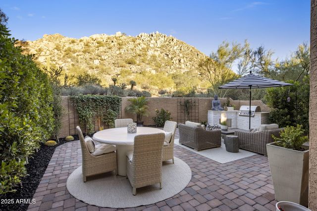 25555 N Windy Walk Drive 34, Scottsdale, AZ 85255