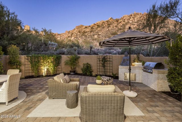 25555 N Windy Walk Drive 34, Scottsdale, AZ 85255