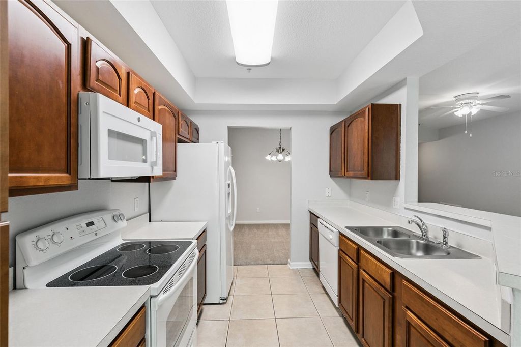 Image 6 of property listing at 6450 ALCALDE COURT 103, Orlando, FL 32835