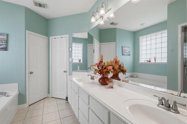 4314 Dover Avenue, Santa Fe, TX 77510