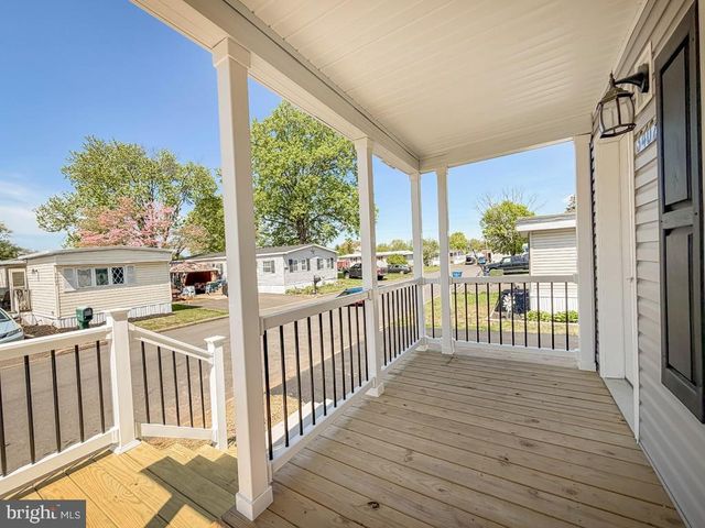 3402 CLAYTON DR, Morrisville, PA 19067