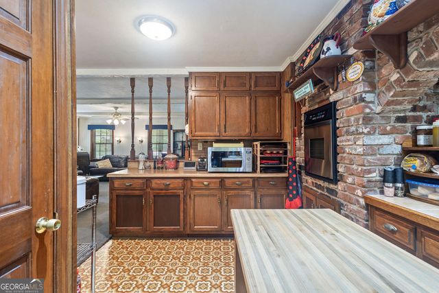 6537 Walker Road, Riverdale, GA 30296