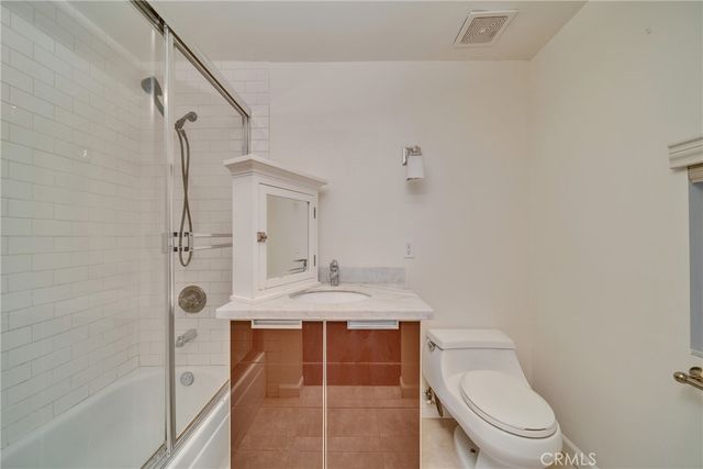 825 W Duarte Road C, Monrovia, CA 91016