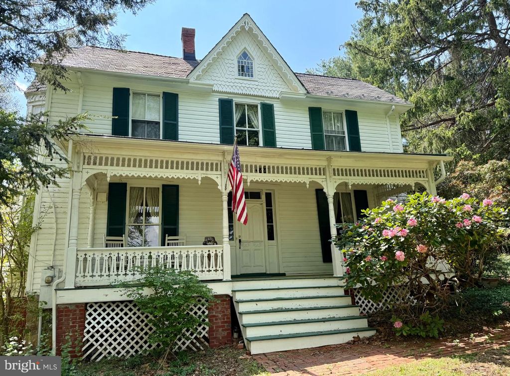 Image 1 of property listing at 12000 BETHESDA CHURCH RD, Damascus, MD 20872