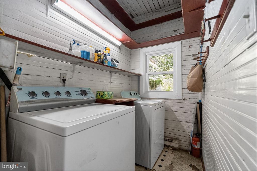 Image 18 of property listing at 12000 BETHESDA CHURCH RD, Damascus, MD 20872