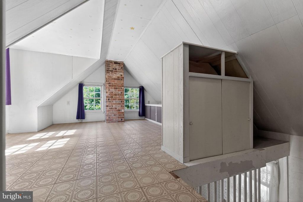 Image 37 of property listing at 12000 BETHESDA CHURCH RD, Damascus, MD 20872