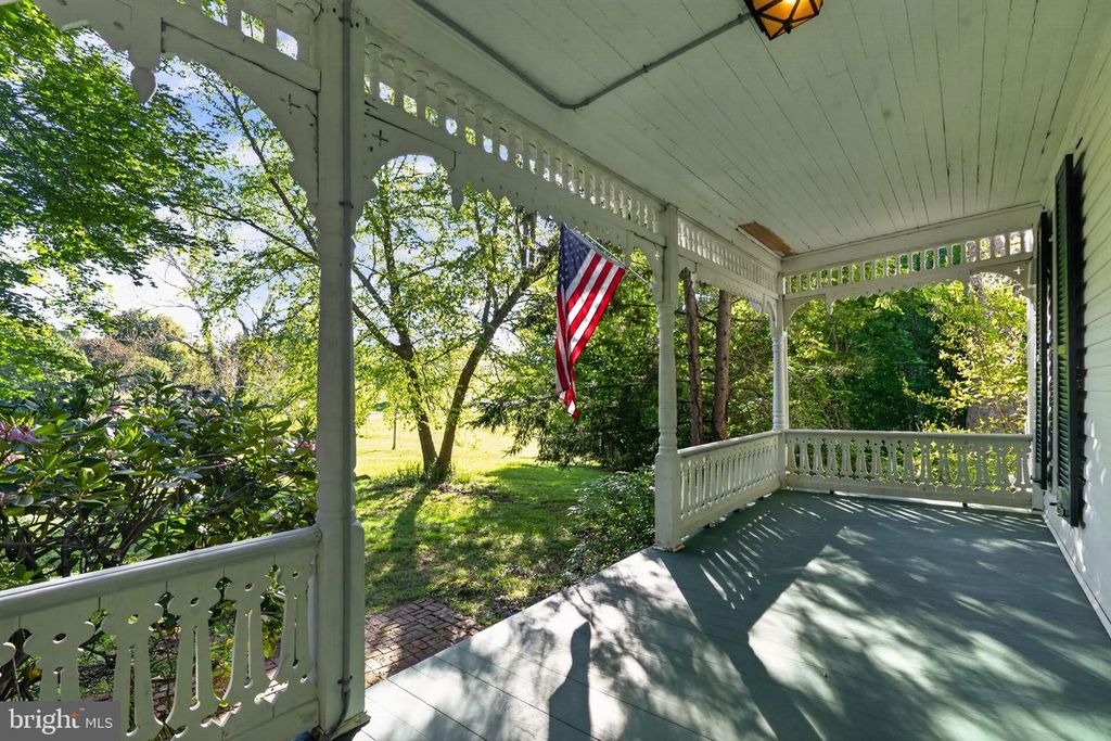 Image 5 of property listing at 12000 BETHESDA CHURCH RD, Damascus, MD 20872