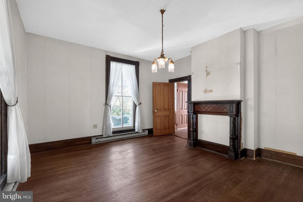 Image 6 of property listing at 12000 BETHESDA CHURCH RD, Damascus, MD 20872