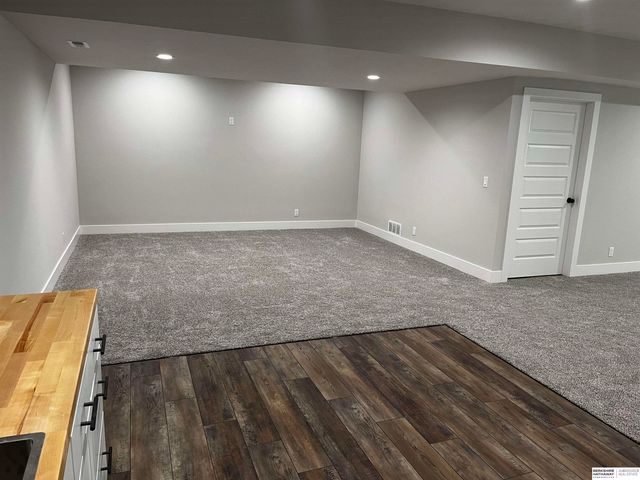 1007 Bluejay Circle, Ashland, NE 68003