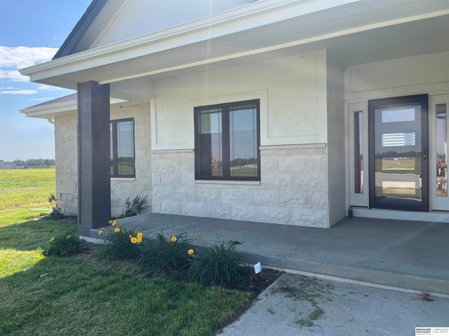 1007 Bluejay Circle, Ashland, NE 68003