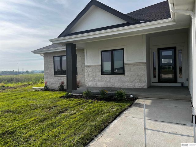 1007 Bluejay Circle, Ashland, NE 68003