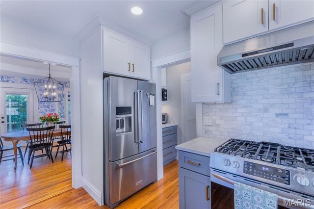 710 S Rock Hill Road, Webster Groves, MO 63119