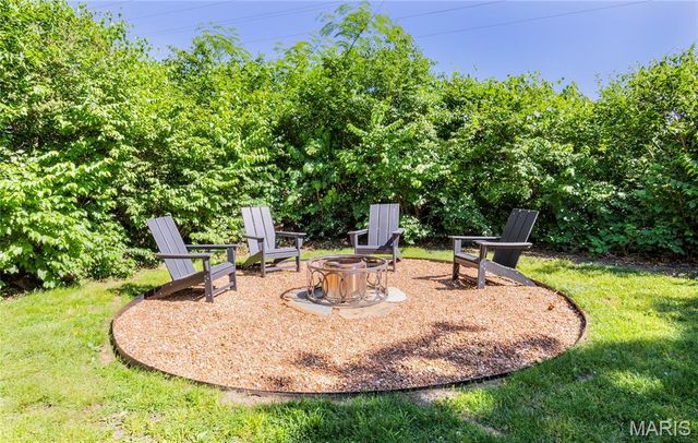 710 S Rock Hill Road, Webster Groves, MO 63119