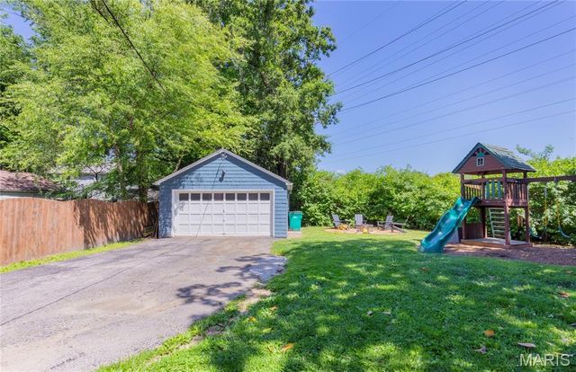 710 S Rock Hill Road, Webster Groves, MO 63119