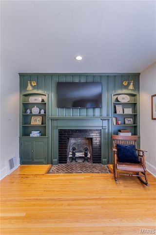 710 S Rock Hill Road, Webster Groves, MO 63119