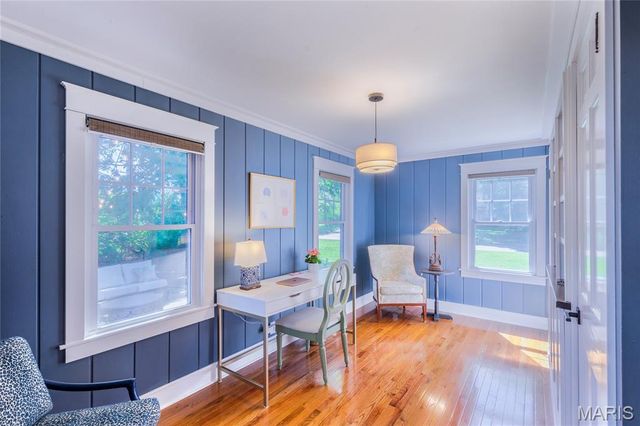 710 S Rock Hill Road, Webster Groves, MO 63119