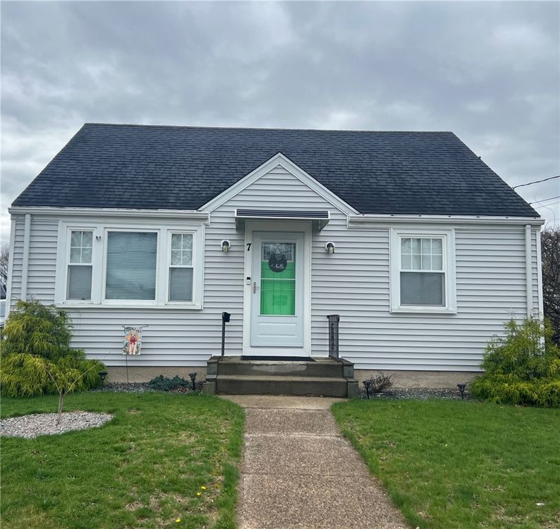 7 Bella Avenue, Pawtucket, RI 02861