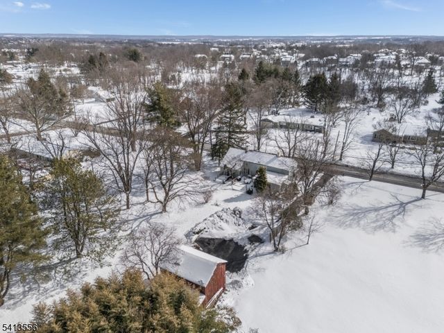 40 Sergeantsville Rd, Raritan Twp., NJ 08822