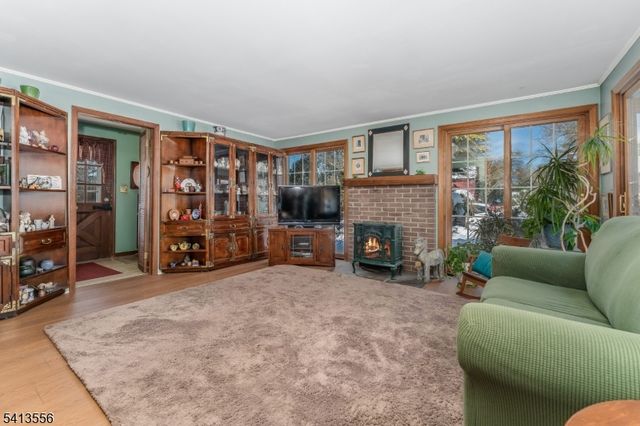 40 Sergeantsville Rd, Raritan Twp., NJ 08822