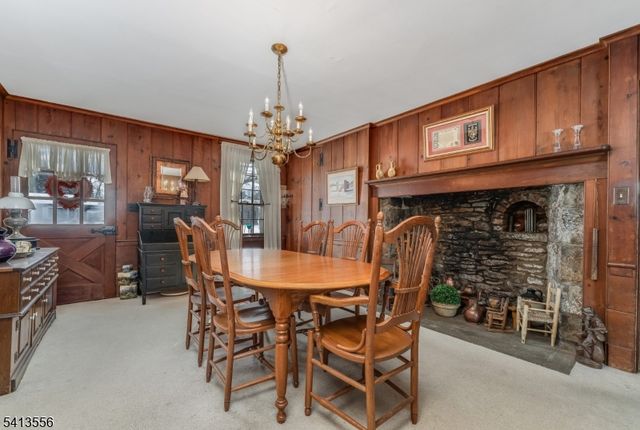 40 Sergeantsville Rd, Raritan Twp., NJ 08822