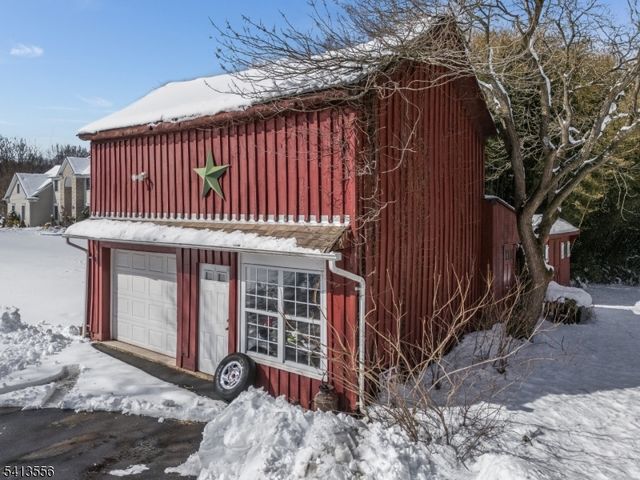 40 Sergeantsville Rd, Raritan Twp., NJ 08822