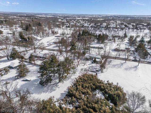 40 Sergeantsville Rd, Raritan Twp., NJ 08822