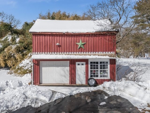 40 Sergeantsville Rd, Raritan Twp., NJ 08822