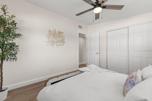 5235 54TH AVENUE N, St Petersburg, FL 33709