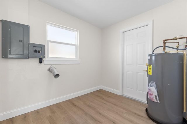 5235 54TH AVENUE N, St Petersburg, FL 33709