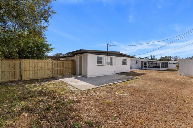 5235 54TH AVENUE N, St Petersburg, FL 33709