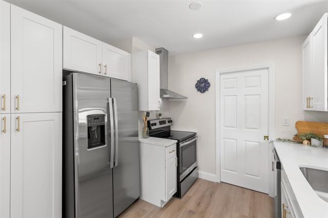 5235 54TH AVENUE N, St Petersburg, FL 33709