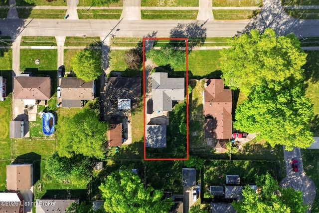 6137 Middlerose Cir, Louisville, KY 40272