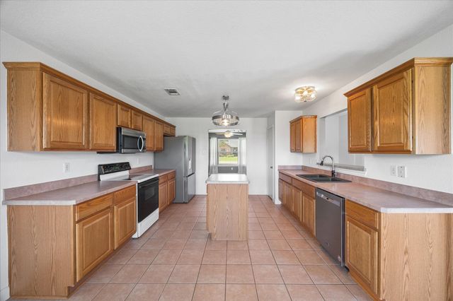 112 Northview Drive, Fate, TX 75189