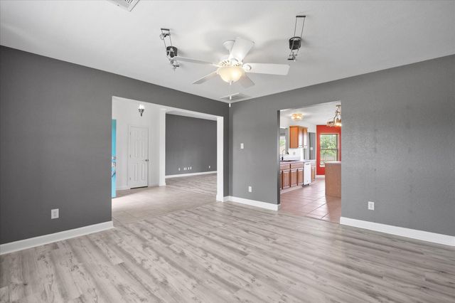 112 Northview Drive, Fate, TX 75189