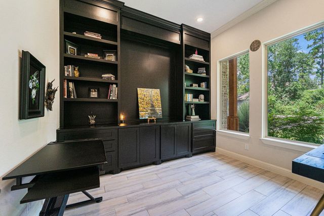 25142 W Tara Plantation Drive, Tomball, TX 77375