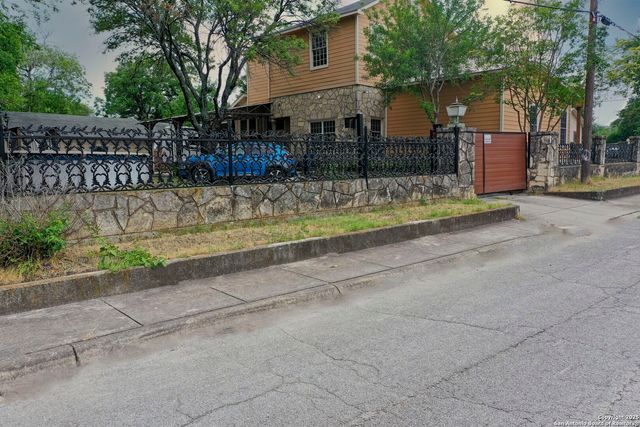 206 Stace, San Antonio, TX 78204