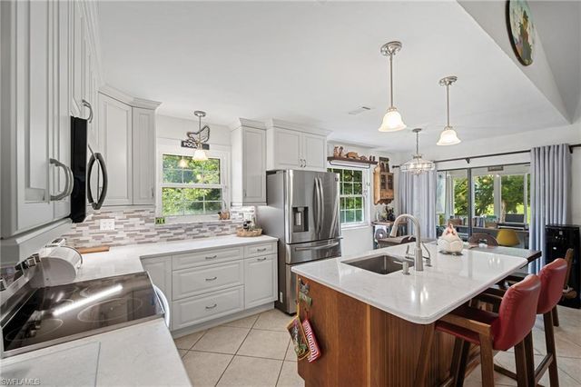 4472 Lake Heather CIR, St. James City, FL 33956