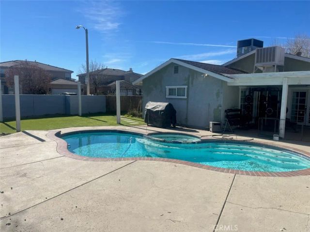 44706 Sarah Lane, Lancaster, CA 93535