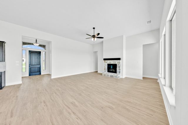 8340 Magnolia Court, Greenville, TX 75402