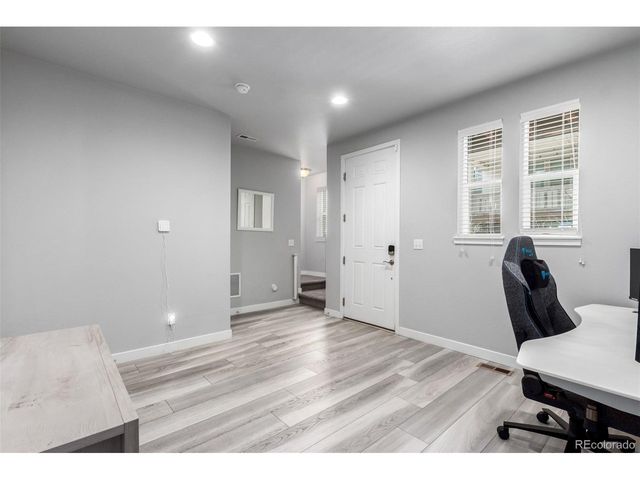 2359 S Tucson St, Aurora, CO 80014