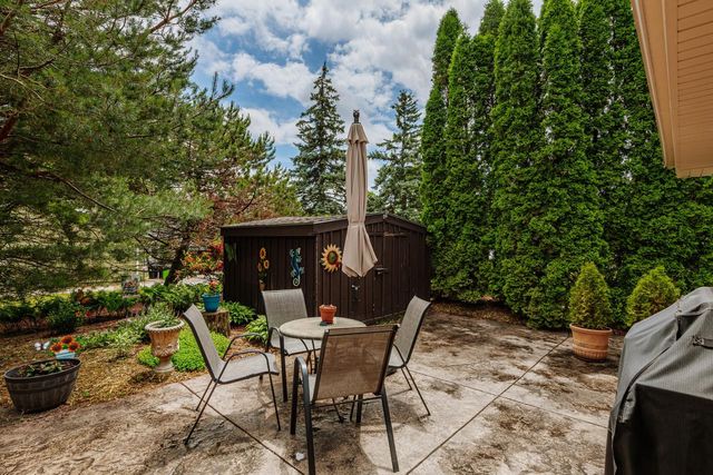 17020 Grant COURT, Brookfield, WI 53005