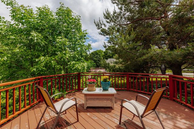17020 Grant COURT, Brookfield, WI 53005