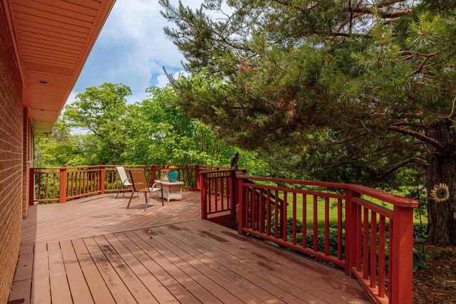 17020 Grant COURT, Brookfield, WI 53005