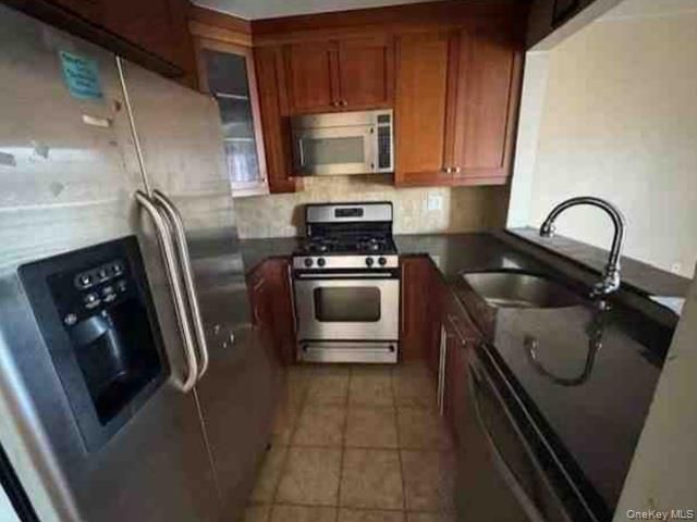 94-24 Magnolia Court 3A, Jamaica, NY 11417