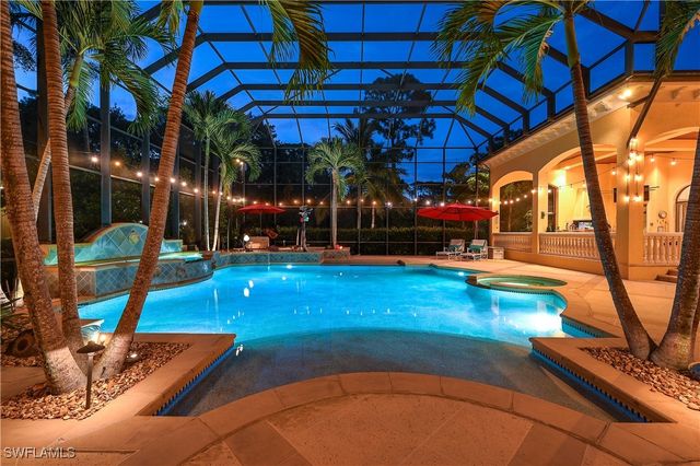 683 Hickory RD, Naples, FL 34108