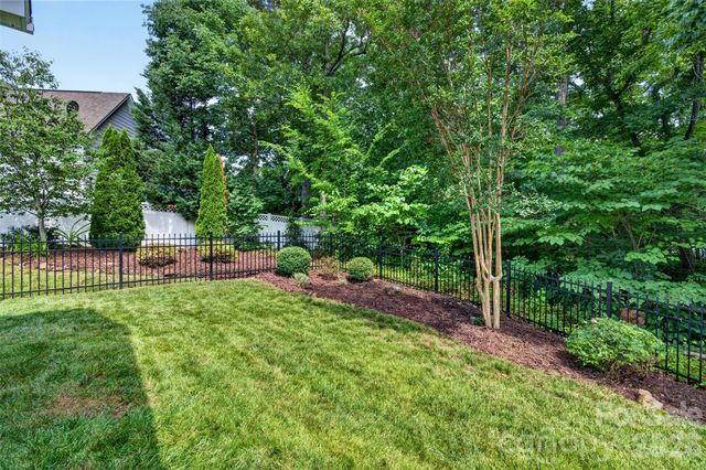 6405 Alba Rose Lane, Huntersville, NC 28078