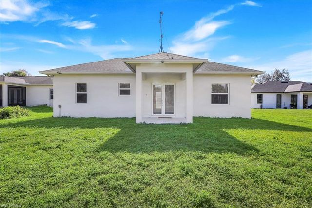 3625 26th AVE SE, Naples, FL 34117