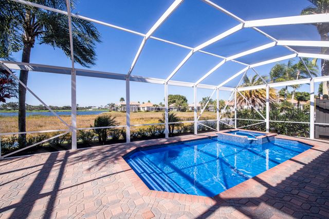 1003 Diamond Head Way, Palm Beach Gardens, FL 33418