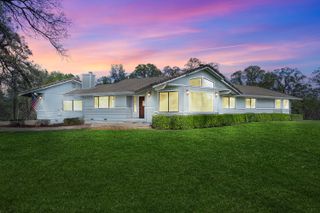 19862 Paso Robles Avenue, Redding, CA 96003